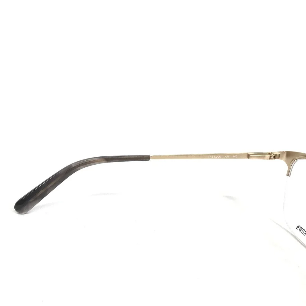 Bobbi Brown demo lenses